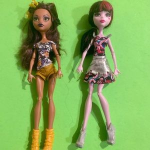 Draculaura and Clawdeen Wolf doll set